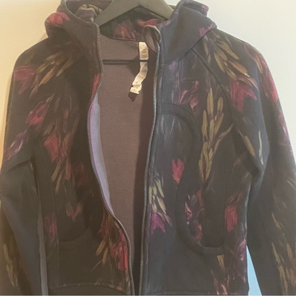 Lululemon | Midnight Iris Scuba Hoodie | Size 6 - Picture 7 of 11